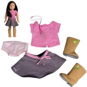 American Girl True Spirit Meet Outfit Doll Top Skirt Boots Panty Necklace Shoes